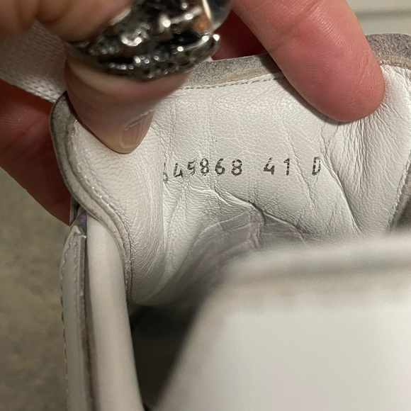 EUC Men Sz 8 (Euro Sz 41) Alexander McQueen Sneakers In White/Reflective Silver - Picture 13 of 16